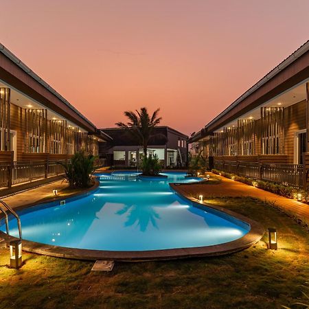 Amara By The Sea Calangute Hotel ภายนอก รูปภาพ