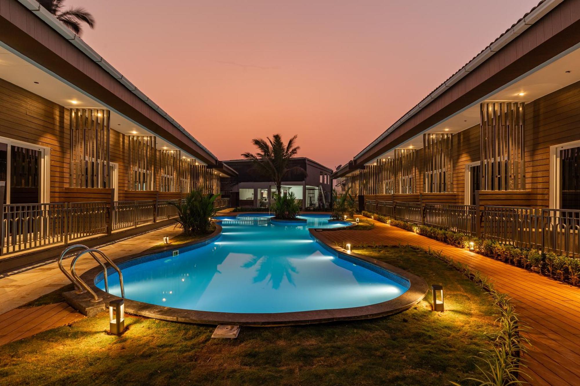 Amara By The Sea Calangute Hotel ภายนอก รูปภาพ